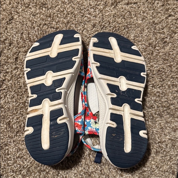 Skechers Archfit stretch floral sandals - 6 - EUC! - Picture 9 of 9